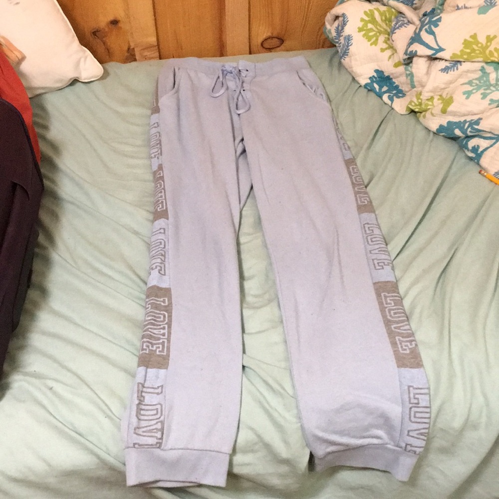 i am selling sweatpants